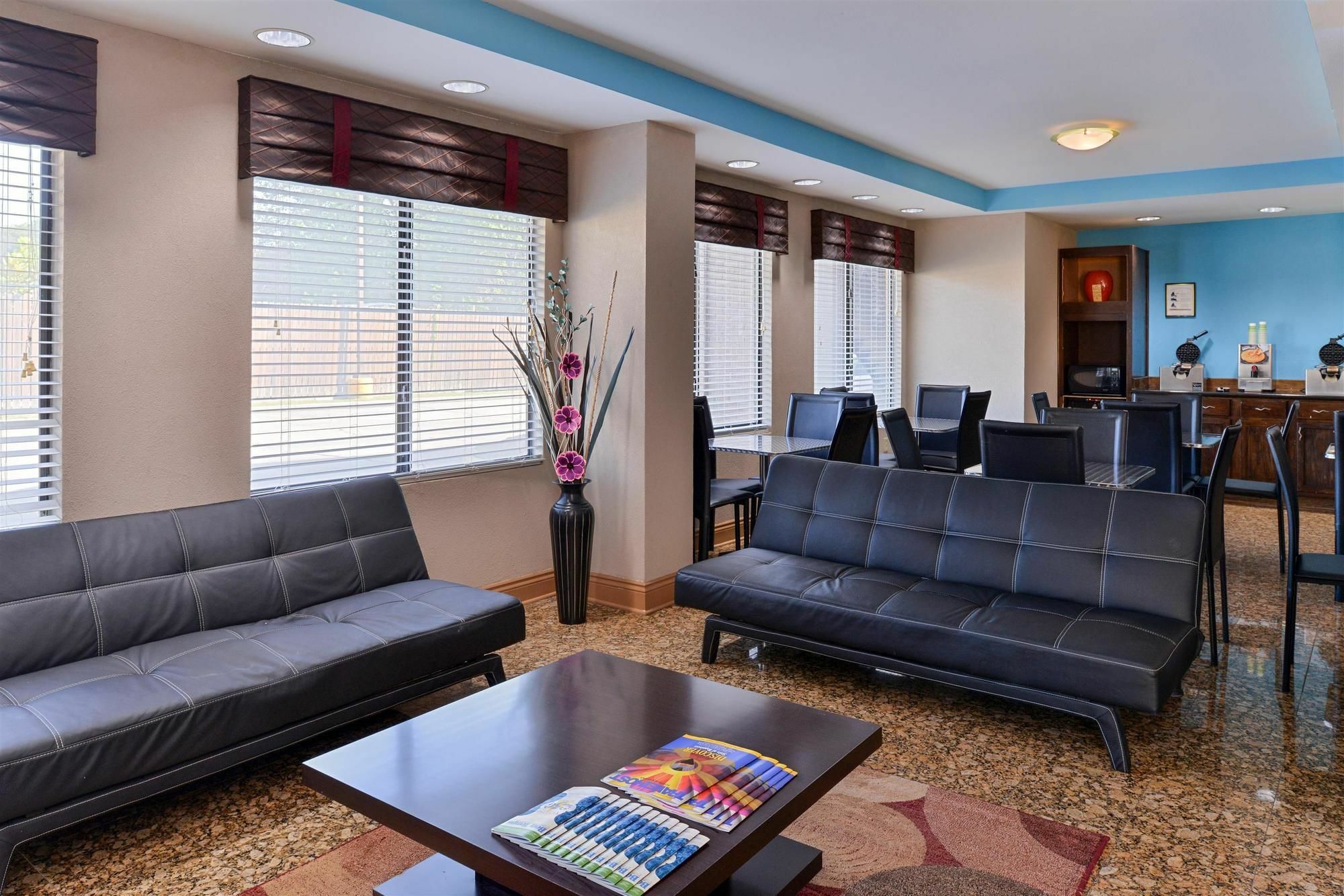 6-lafayette, La Hotel 2*